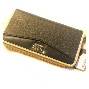 Guess Women wallet